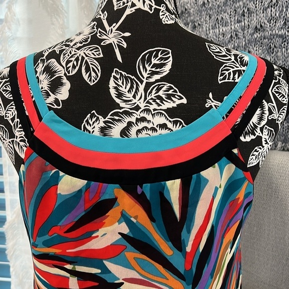 NICOLE Nicole Miller tri strap tank - Picture 3 of 9